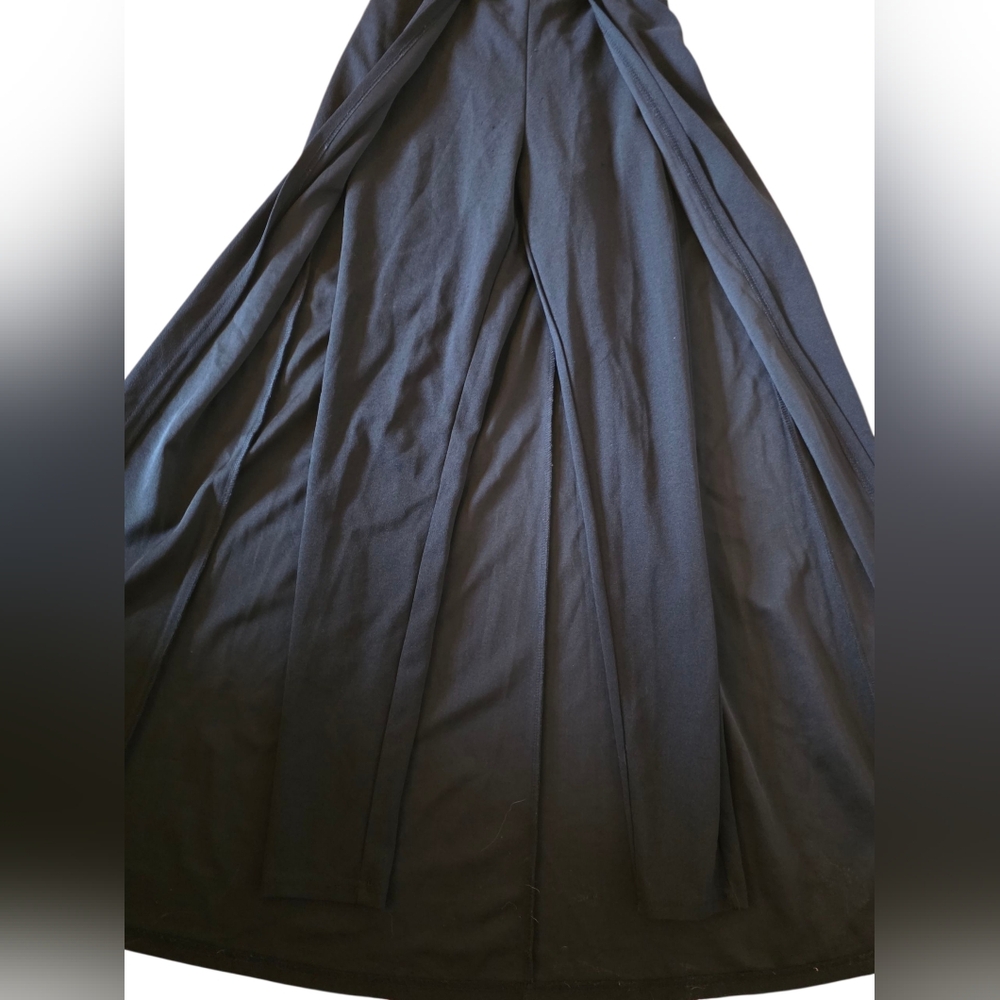 Fashion Nova Black Caped Sleeveless Formal Jumpsuit Size Small - Picture 2 of 6